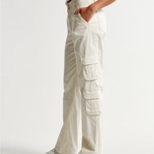 Abercrombie & Fitch Womens Light Tan off white Cargo Pants